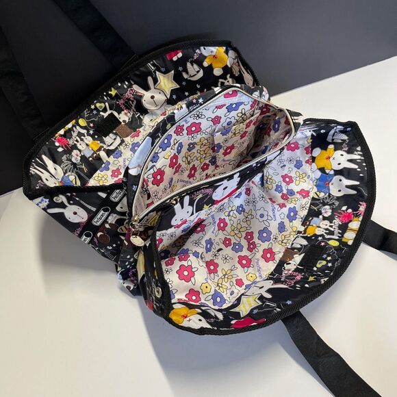 Pro Sport Traveling Bunny‎ Character Expandable Travel Bag, Pro Sport Womens 440 - Picture 9 of 15